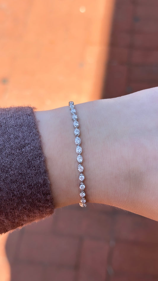 18K WHITE GOLD 3CTTW DIAMOND BRACELET