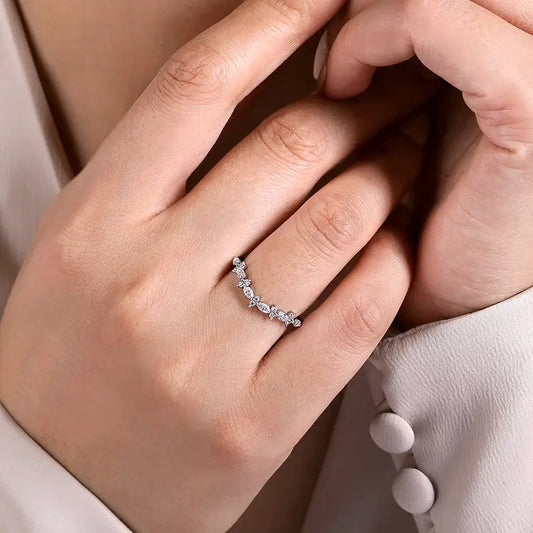 GABRIEL & CO 14K WHITE GOLD CURVED DIAMOND CONTEMPORARY COLLECTION BAND