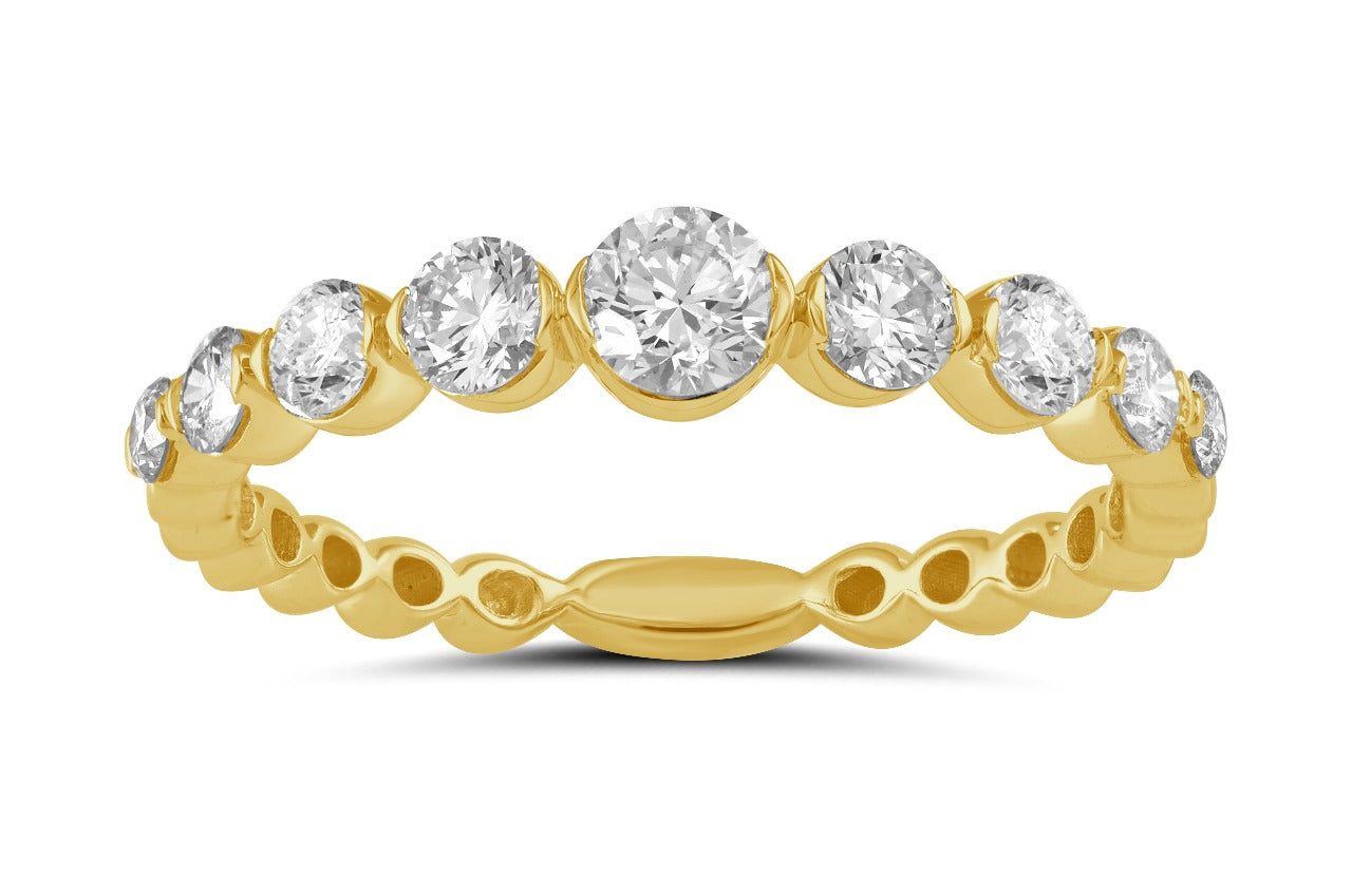 14K YELLOW GOLD GRADUATED DIAMOND RING