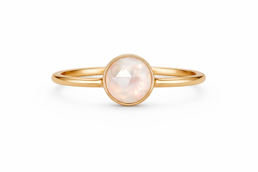 14K YELLOW GOLD MOONSTONE RING
