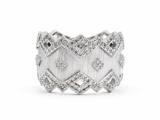 STERLING SILVER LISSE WIDE PAVE KITE BAND