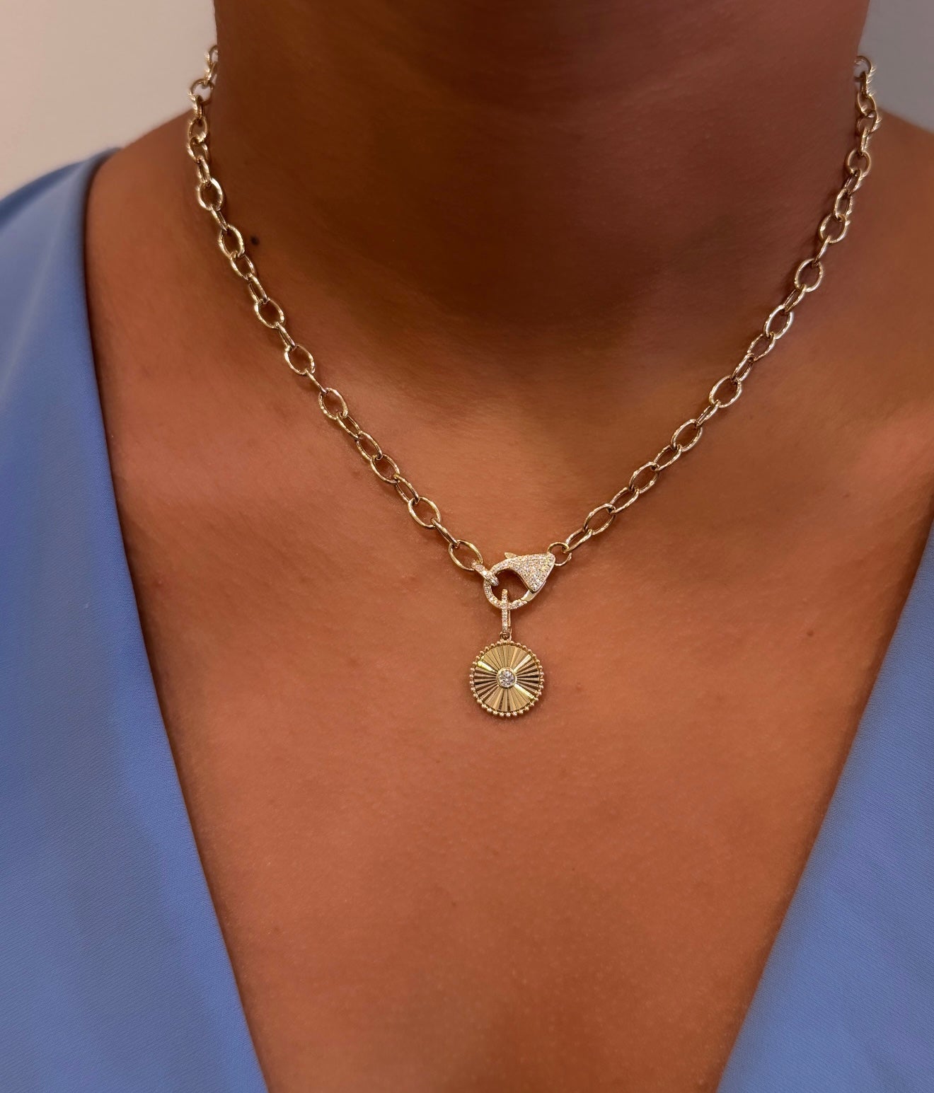 14K YELLOW GOLD OVAL LINK DIAMOND LOBSTER CLASP CHARM NECKLACE