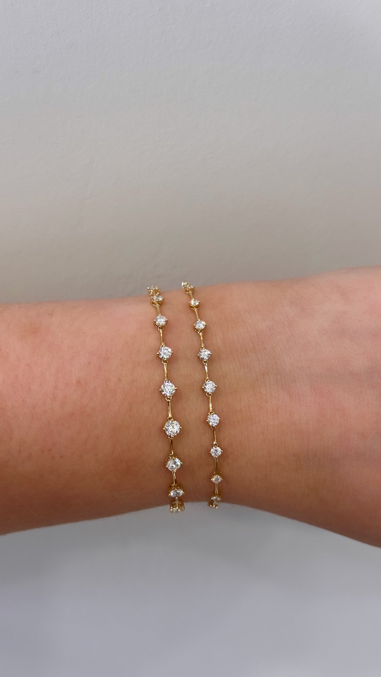 18K YELLOW GOLD DIAMOND BOLO BRACELET