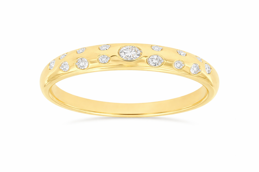 14K YELLOW SCATTERED DIAMOND BAND