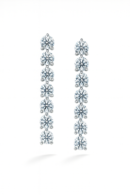 HEARTS ON FIRE18K WHITE GOLD DIAMOND CASCASDE STILETTOS EARRINGS