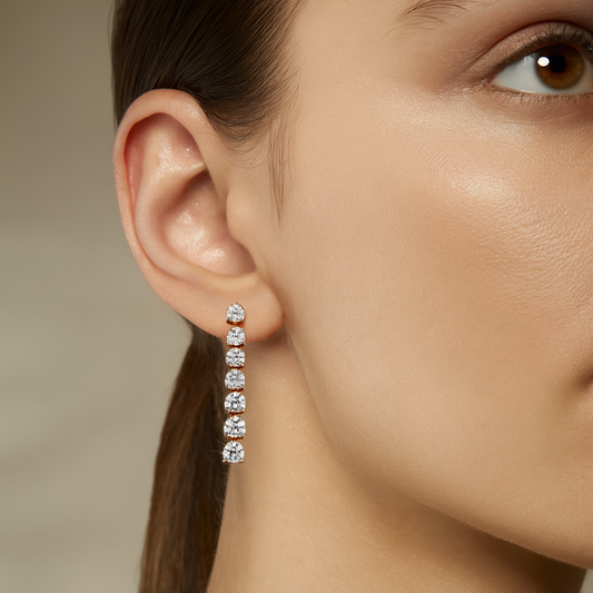 HEARTS ON FIRE18K WHITE GOLD DIAMOND CASCASDE STILETTOS EARRINGS