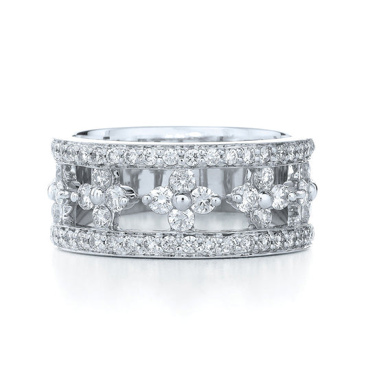18K WHITE GOLD DIAMOND "CLOVER" RING