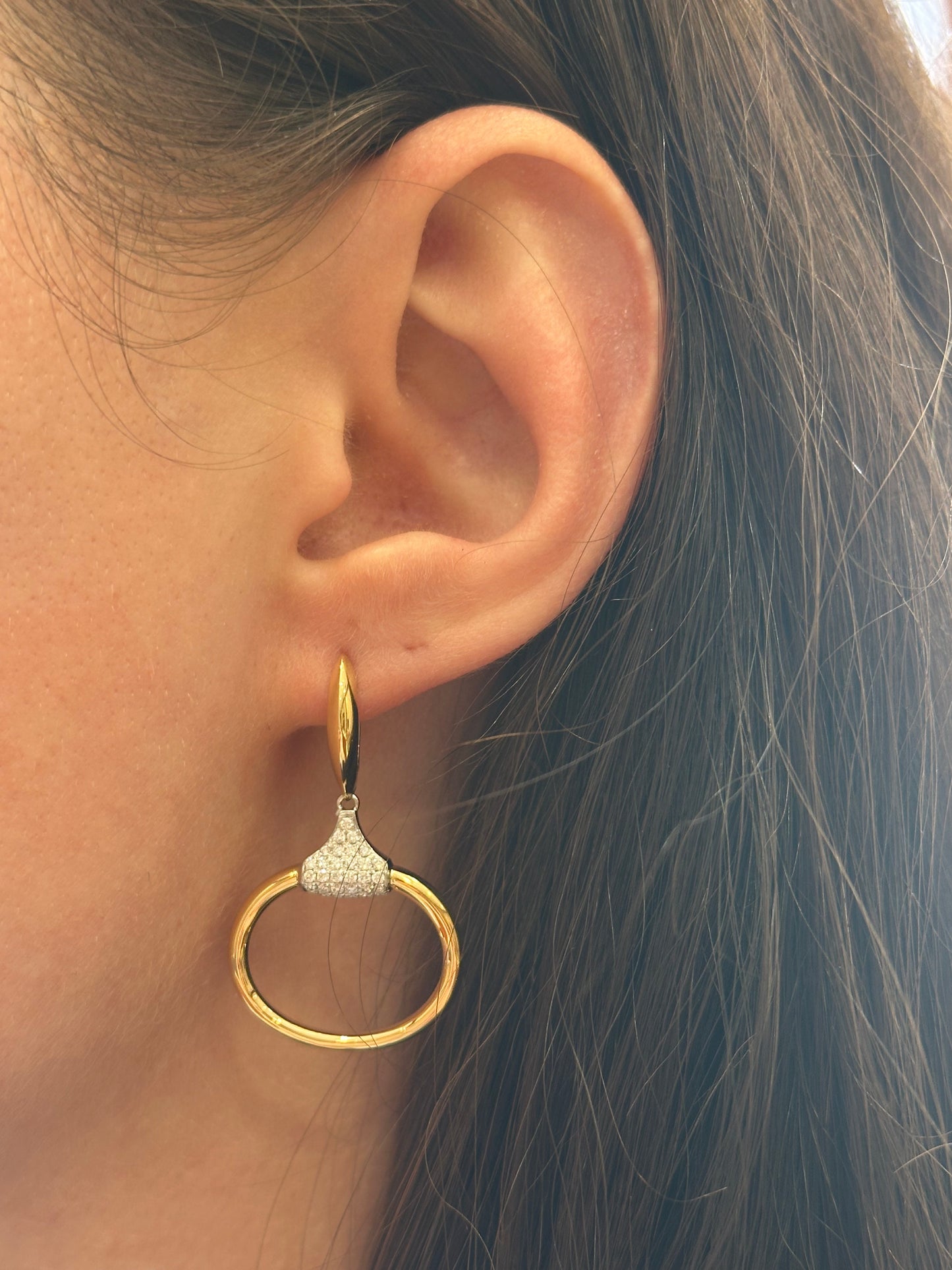 18K YELLOW GOLD OPEN CIRCLE DROP DIAMOND EARRINGS