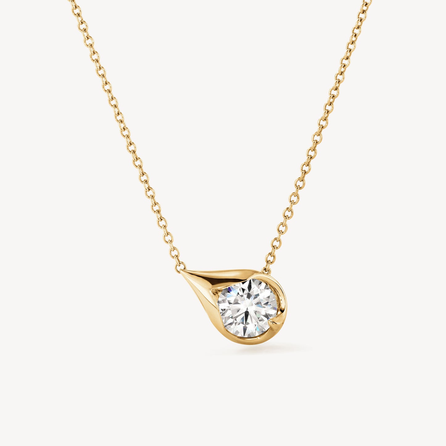 HEARTS ON FIRE 18K YELLOW GOLD LU OPEN DROPLET PENDANT