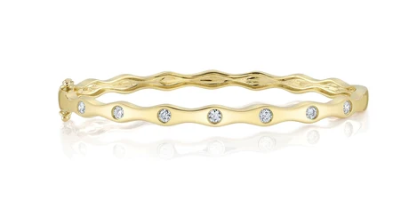 SHY CREATION 14K YELLOW GOLD FLUSH SET DIAMOND BANGLE 0.45CTW